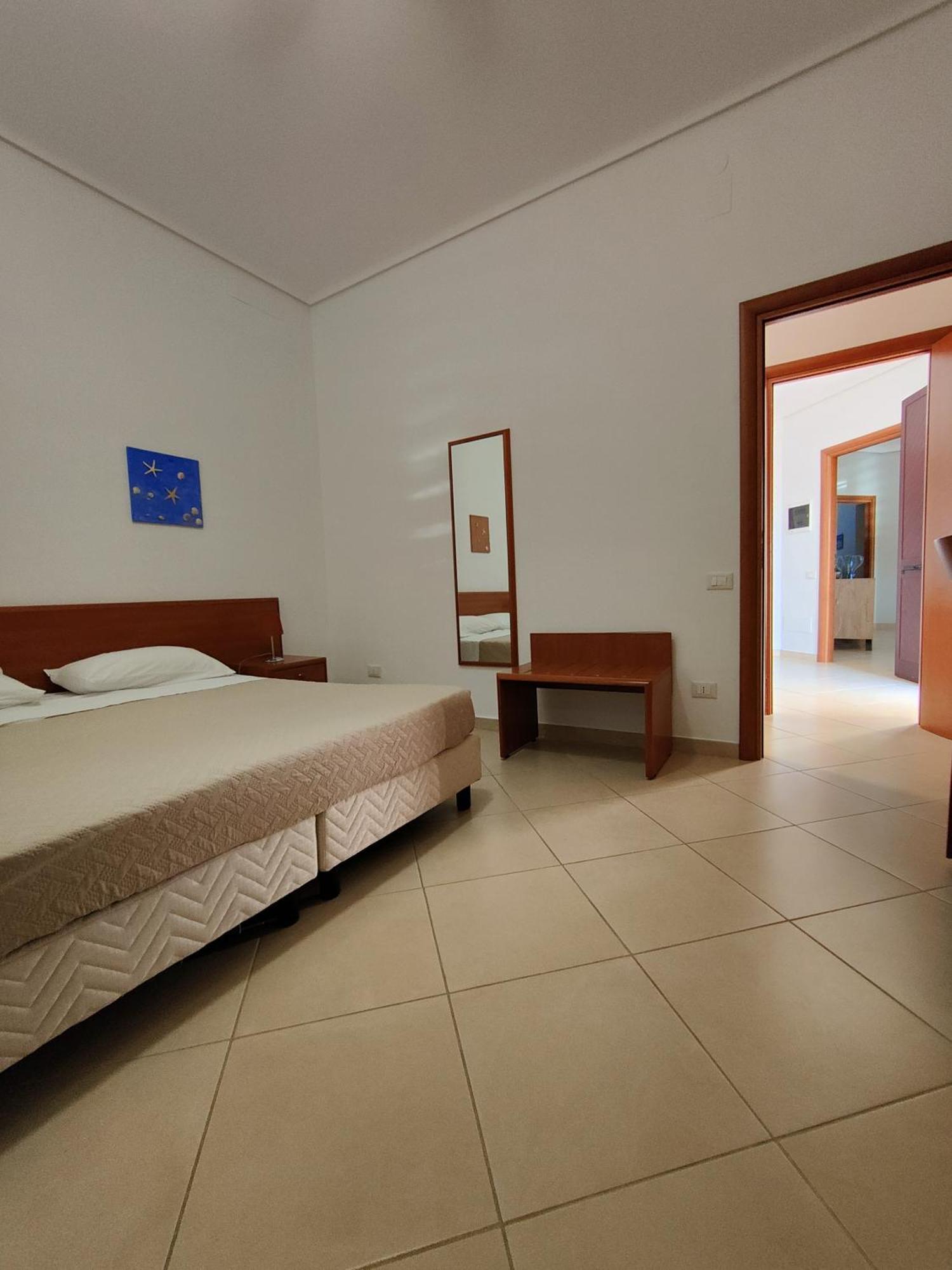 Appartamenti In Villa Polimnia Fontane Bianche Δωμάτιο φωτογραφία